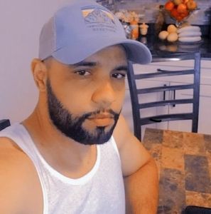 Meet your Posher, Aderito